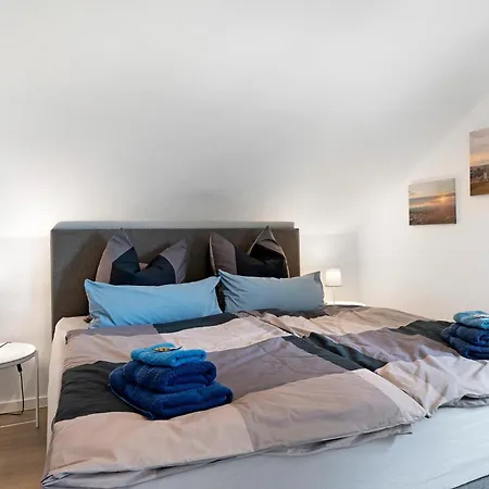 Zur Stadtmama Apartment *
